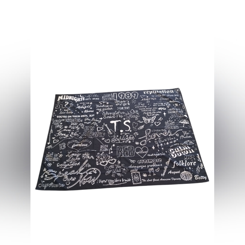Taylor Swift NWT Lyric/Album Wall Tapestry Black/White